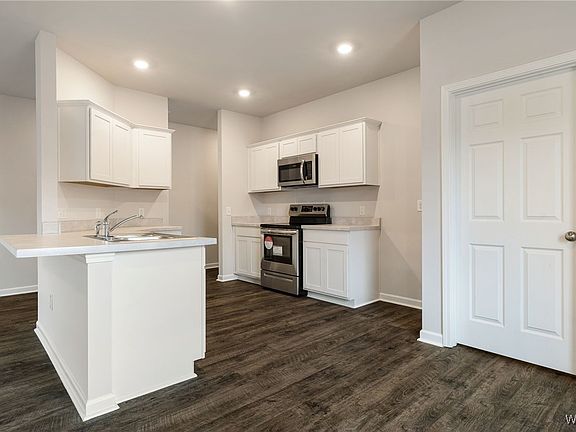 7th image of this home