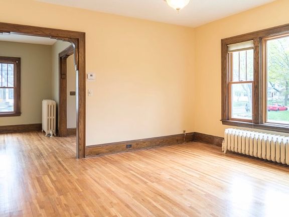 2nd image of 4056 Pillsbury Ave S