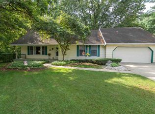 21362 Kroft Dr, South Bend, IN
