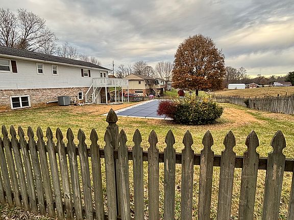 5th image of 1206 Bairvette Dr