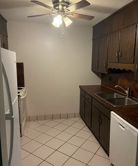 553 Cloverbrook Dr #21 — Photo 2