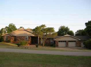 4734 Fairway Ln, Ponca City, OK 74604