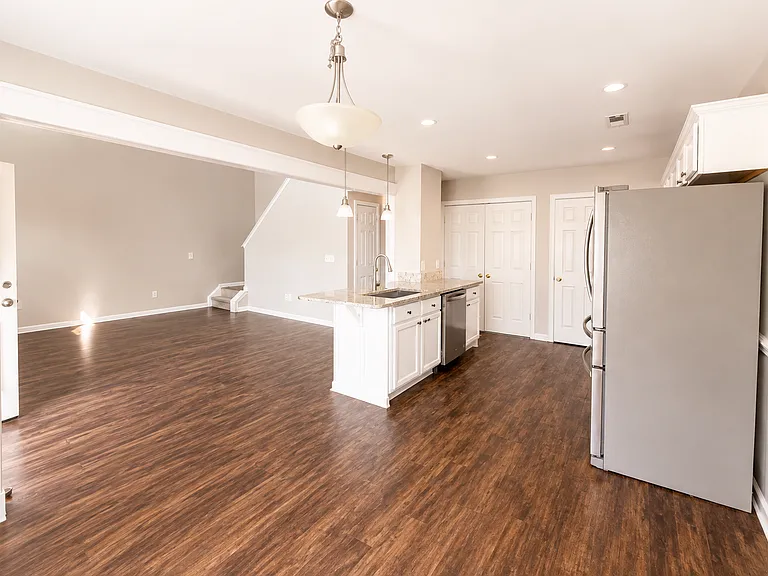 4405 Singing Oak Ct — Photo 12