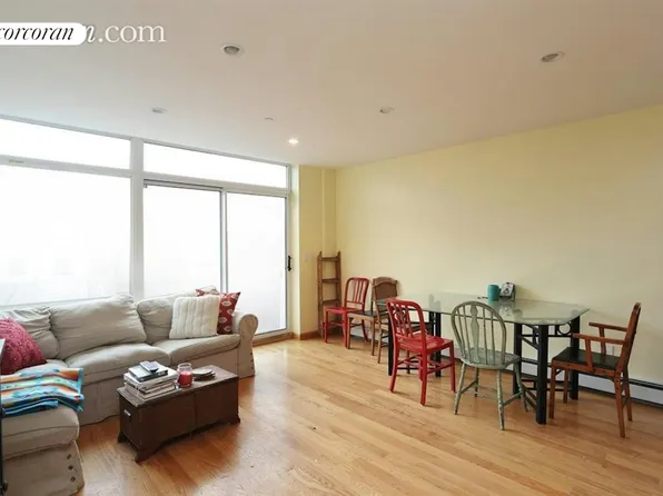 24 Henry Street image 1 of 7