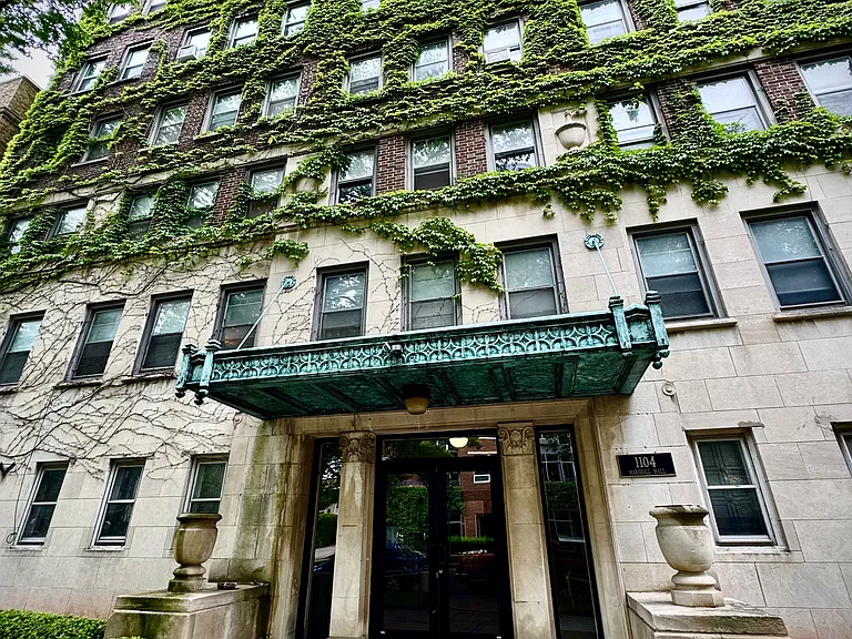 Marshall Hall Apartments — Photo 6