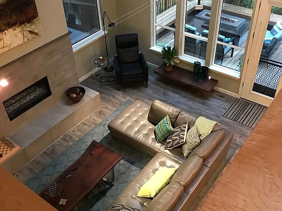 3rd image of 60528 Elkai Woods Dr