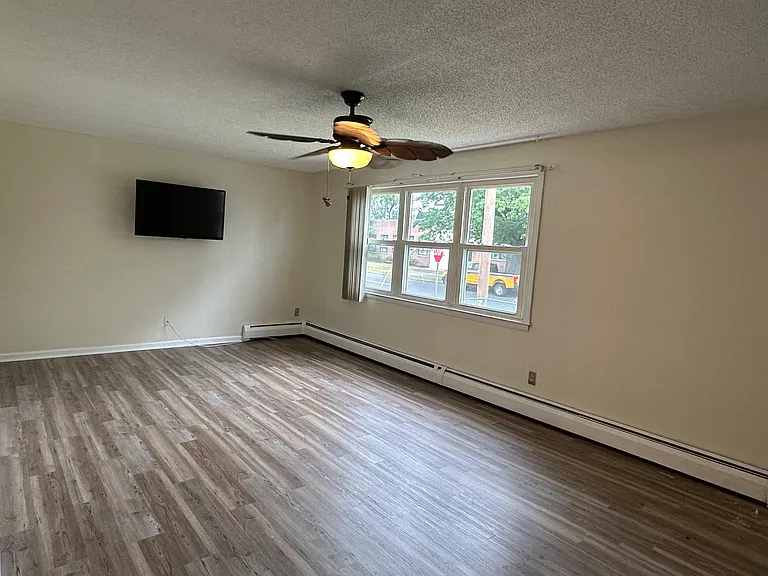 226 Welton St #228 — Photo 4