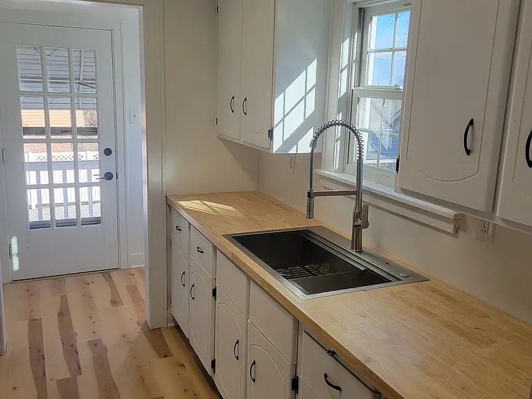 2261 Ridge Rd — Photo 3