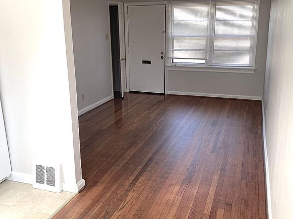 2nd image of 7629 Flora Ave