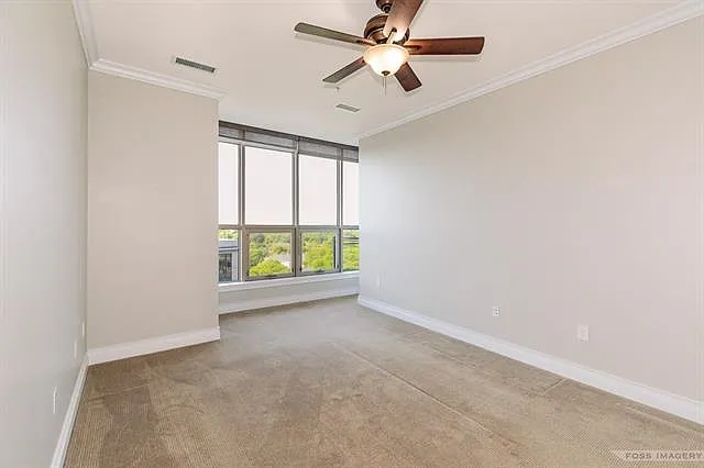 625 N Segoe Rd — Photo 5