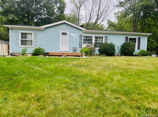 41824 Riggs Rd, Van Buren Township, MI 48111