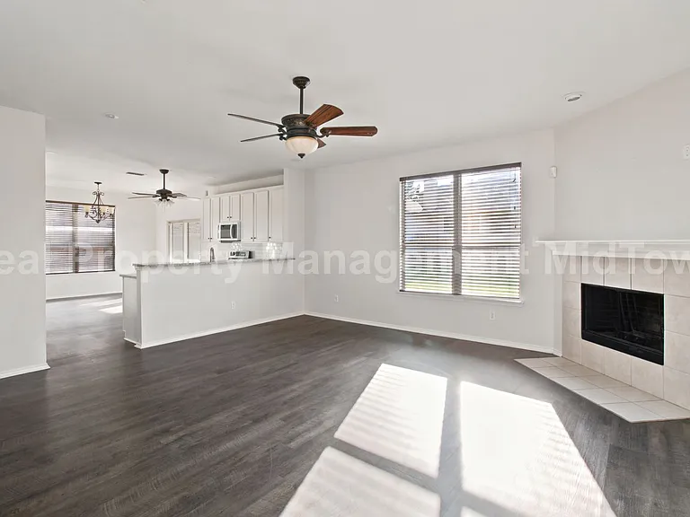12620 Summerwood Dr — Photo 6