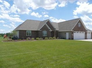 W3375 Outlook Dr, Freedom, WI 54913