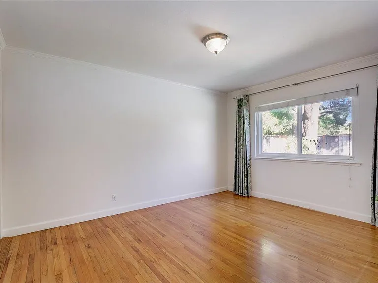 1589 Saint Regis Dr — Photo 19