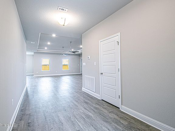 4th image of 5209 Fairbury Way