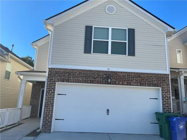 1003 Valley Rock Dr, Lithonia, GA 30058