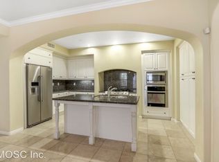 25 Arrowhead, Irvine, CA 92618