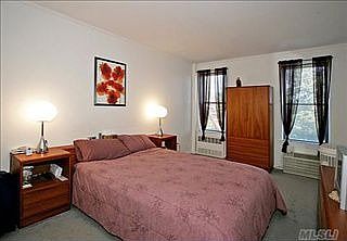 3rd image of 2 Spruce St APT 4C