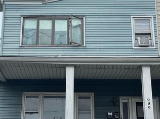 689 Avenue E #1, Bayonne, NJ 07002