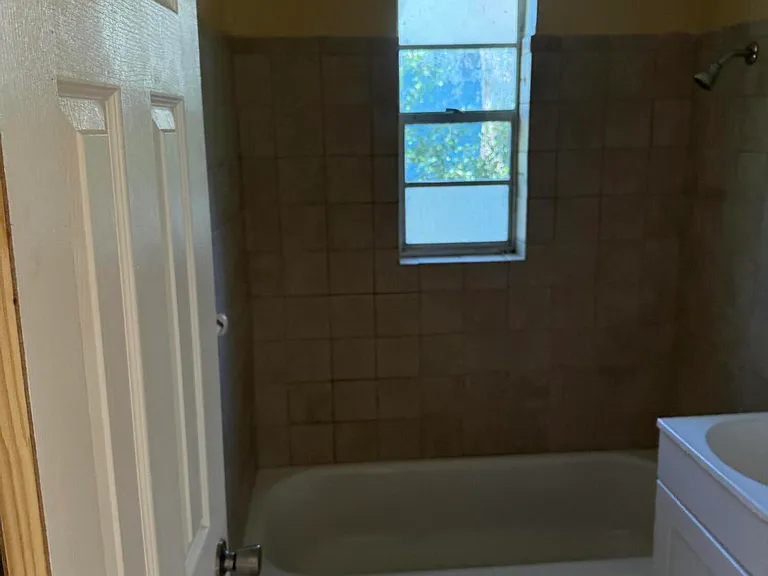 2604 McMillan St — Photo 5