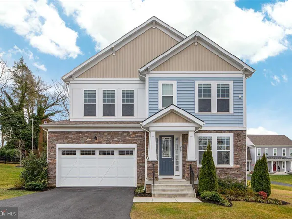 280 Ball Ct, Purcellville, VA 20132