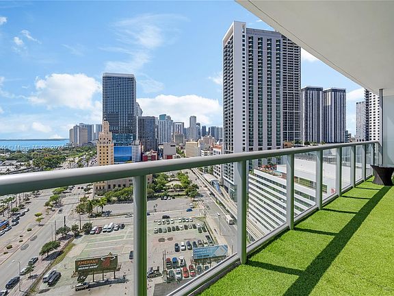 3rd image of 1802-888 S Biscayne Blvd #1802