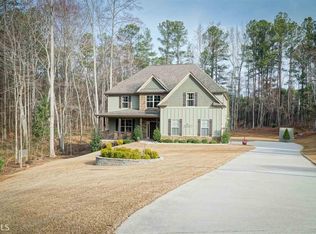 325 Bonnie Ln, Fayetteville, GA 30215
