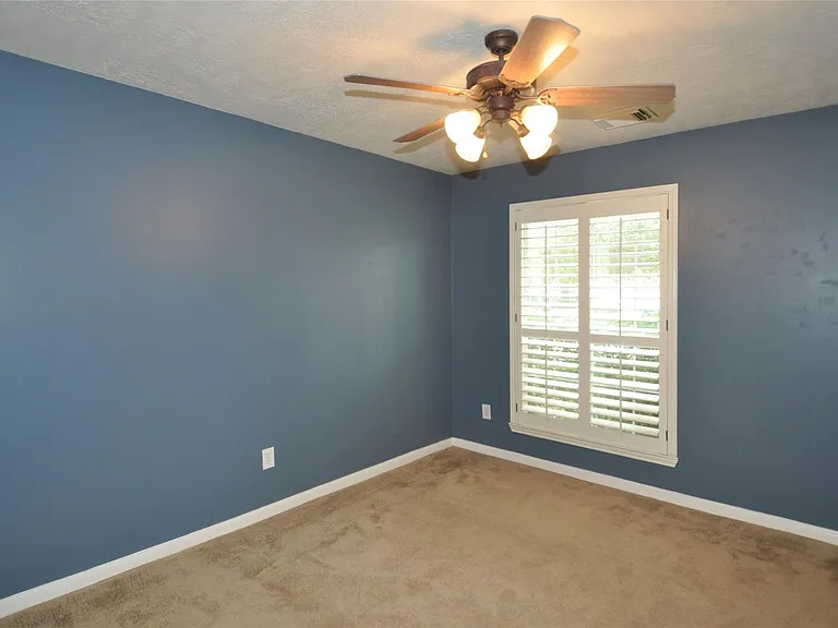 13607 Goldwater Ct — Photo 29