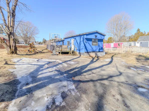 8 Feeney Street, Jonesport, ME 04649