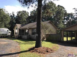 11042 Oak Ridge Dr, Denham Springs, LA 70726