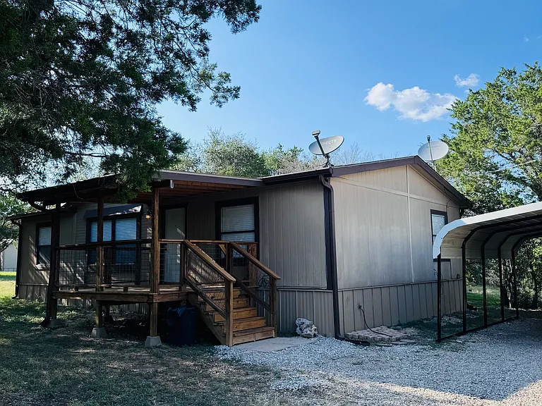 1340 W Fitzhugh Rd — Photo 14
