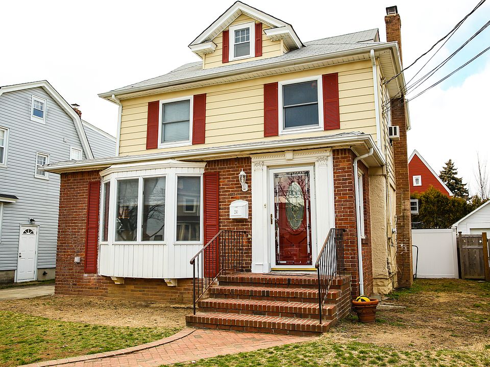 1st image of 24 Tarance St