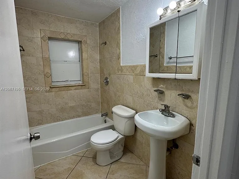 1746 3rd Ave N #2 — Photo 6
