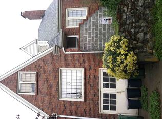 7514 Brooklyn Ave NE, Seattle, WA 98115