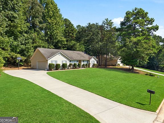 2nd image of 25 Mountainview Dr