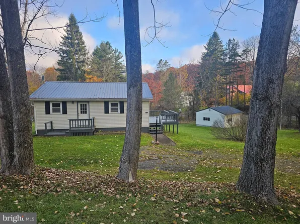 1082 Sunnyside Rd, Oakland, MD 21550