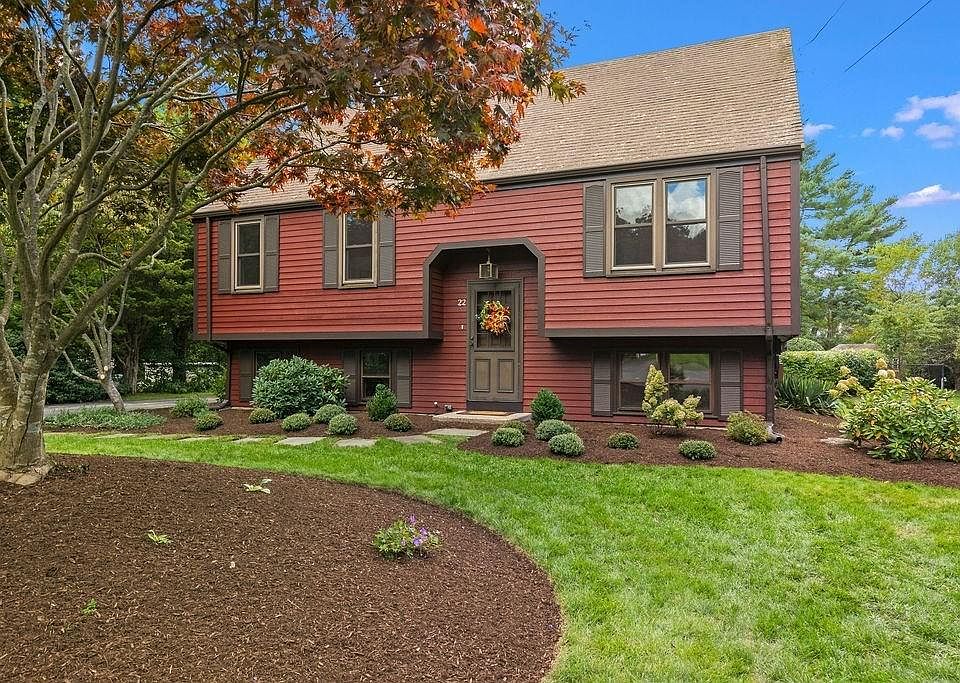 1st image of 22 Balsam Dr