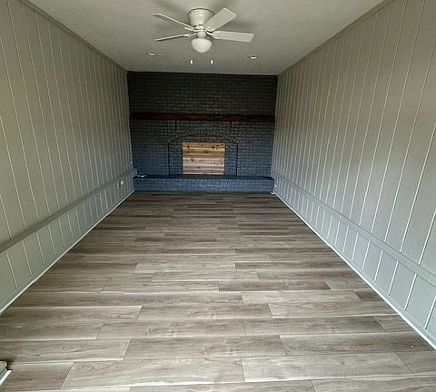 bonus living room area - sliding door entrance