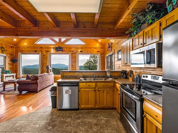 5th image of 3032 Legacy Vista Dr