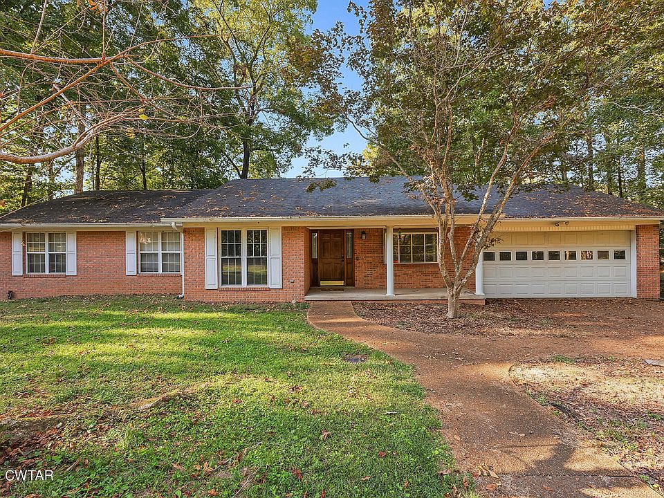 1st image of 19 Dogwood Cir