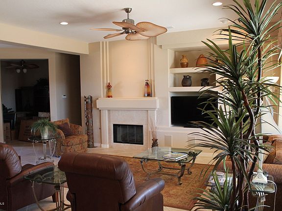 3rd image of 18043 W Tierra Del Sol Dr