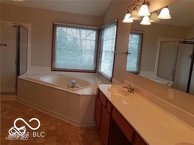 10926 Camden Ct — Photo 8
