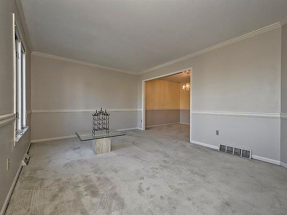 4th image of 439 Forest Highlands Dr