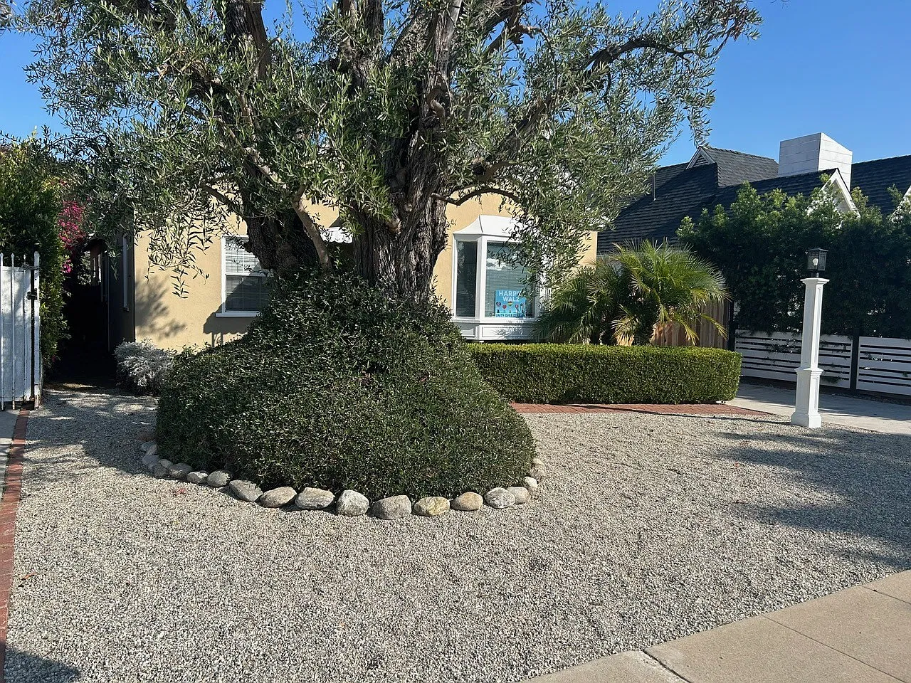 3 bed, 1424 sqft, $3,600 — Photo 2