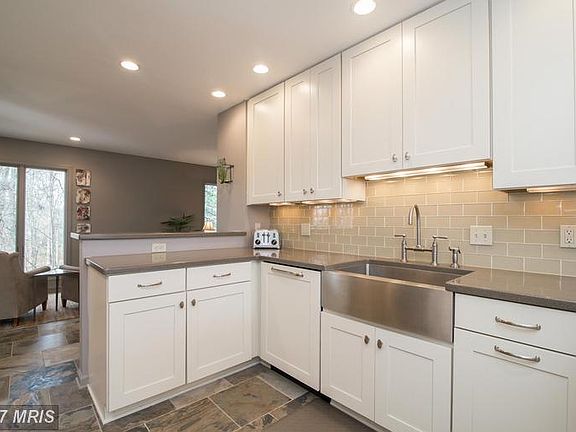 2nd image of 759 Carefree Ln