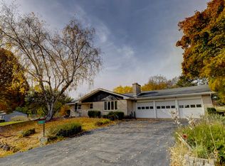 3345 Swinburne Dr, Mc farland, WI 53558