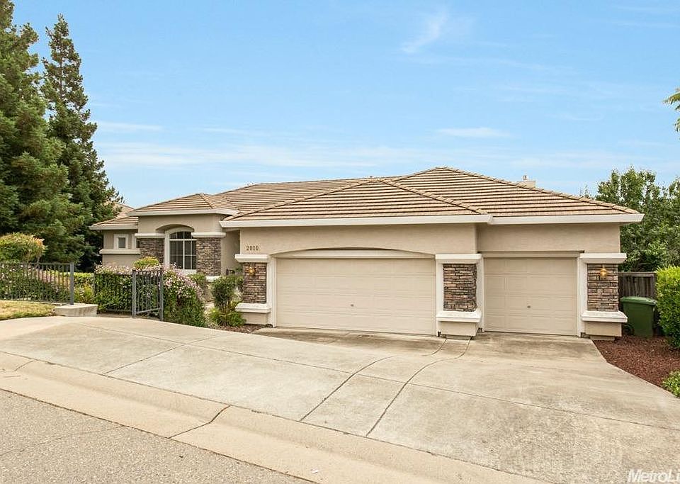 1st image of 2010 Wildridge Dr