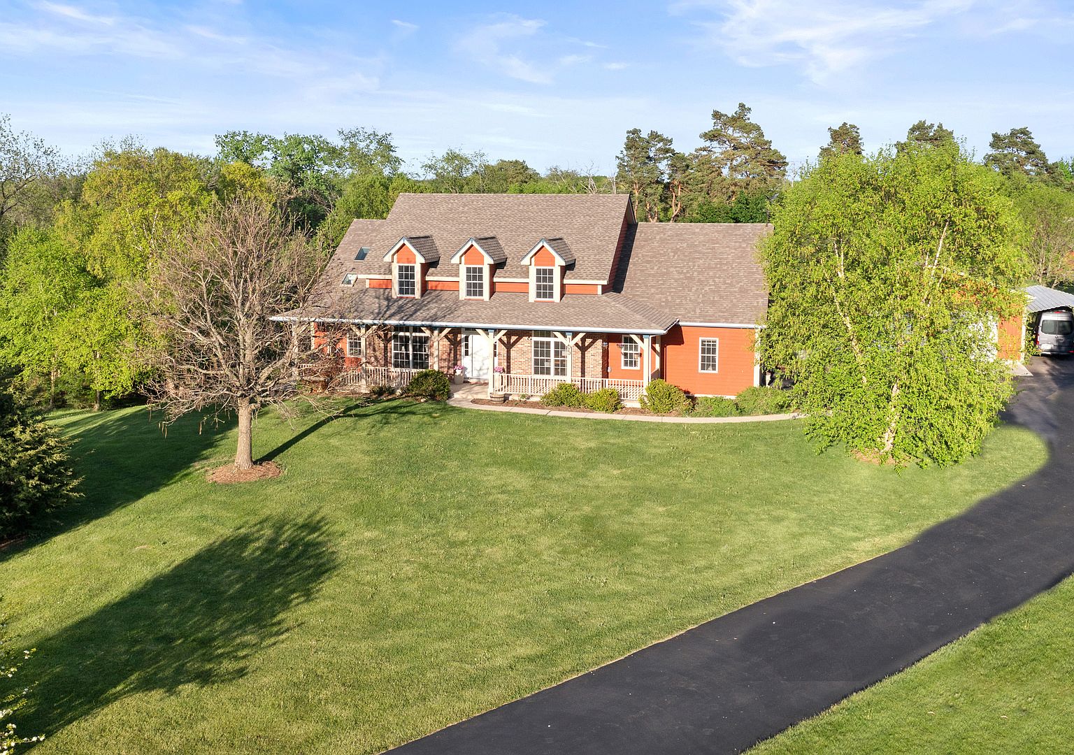 165 Clover Hill Ln, North Barrington, IL 60010 | Zillow