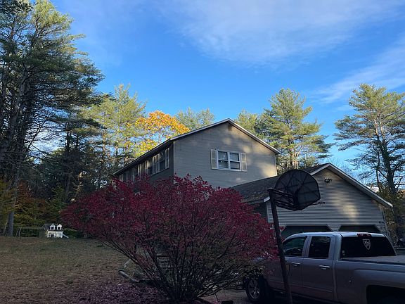 2nd image of 10 Adirondack Ct