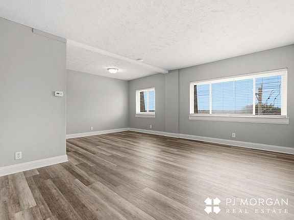 4th image of 810 N 107th Ave APT 304